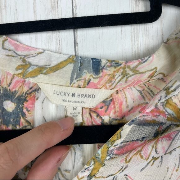 Lucky Brand bohemian floral flowy top Medium - Picture 3 of 4